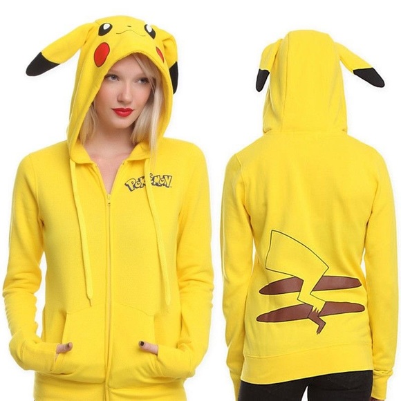 Pikachu hoodie - Picture 2 of 2